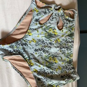 Kortni Jean flower cut out bottoms